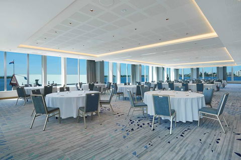 DoubleTree By Hilton Perth Waterfront - Holiday Jervis Bay 13