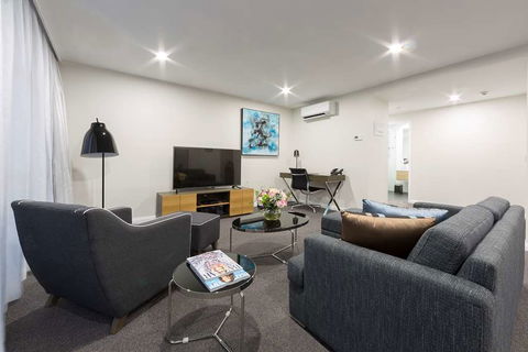 Avenue Hotel Canberra - Holiday Jervis Bay 9