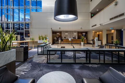 Crowne Plaza Canberra - Holiday Jervis Bay 2