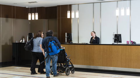 Crowne Plaza Canberra - Holiday Jervis Bay 3