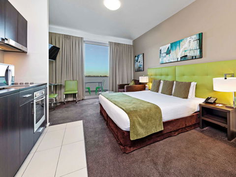 Mercure Melbourne Caroline Springs - Holiday Jervis Bay 7