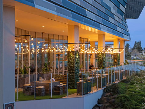 Mercure Melbourne Caroline Springs - Holiday Jervis Bay 13