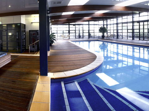 Novotel Canberra - Holiday Jervis Bay 13