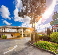 Quality Hotel Melbourne Airport - Holiday Jervis Bay