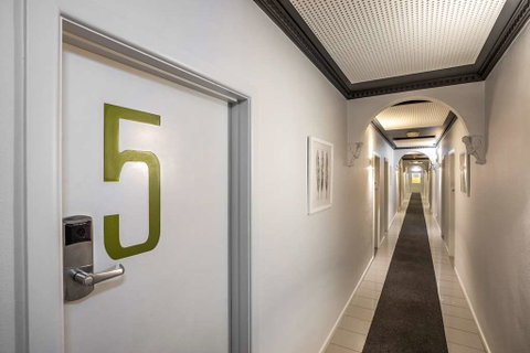 Skyways Hotel - Holiday Jervis Bay 1