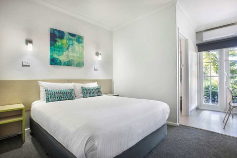 Skyways Hotel - Holiday Jervis Bay 2