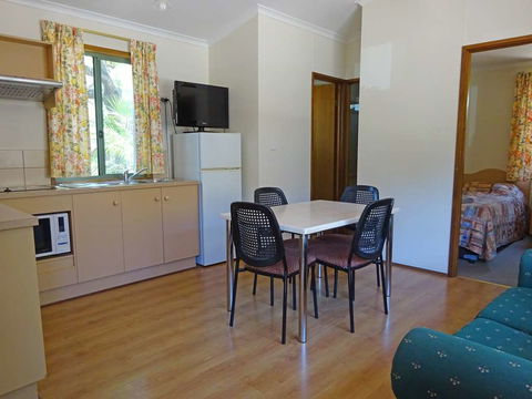 Adelaide Caravan Park - Holiday Jervis Bay 6
