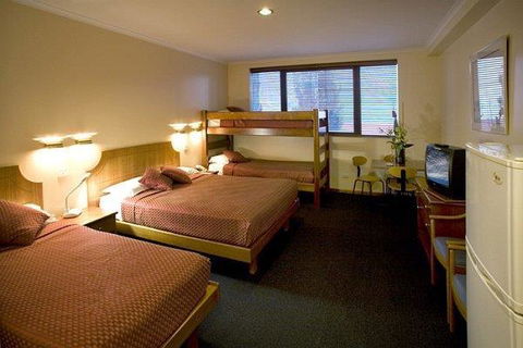 Capital Executive Apt Hotel Canberra - Holiday Jervis Bay 2