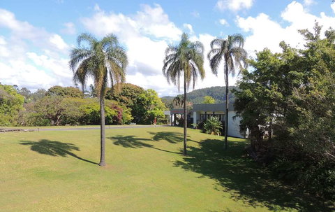 Comfort Inn Premier Coffs Harbour - Holiday Jervis Bay 0