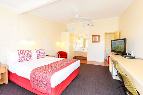 Comfort Inn Premier Coffs Harbour - Holiday Jervis Bay 3