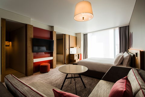 Crowne Plaza Hobart - Holiday Jervis Bay 13