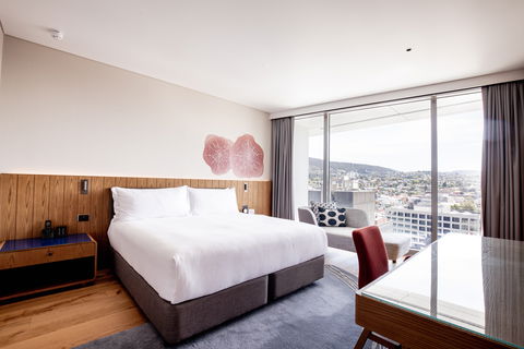 Crowne Plaza Hobart - Holiday Jervis Bay 14