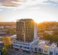 Crowne Plaza Sydney Burwood - Holiday Jervis Bay