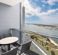 Meriton Suites Southport - Holiday Jervis Bay