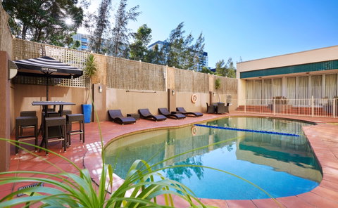 Holiday Inn Parramatta - Holiday Jervis Bay 8
