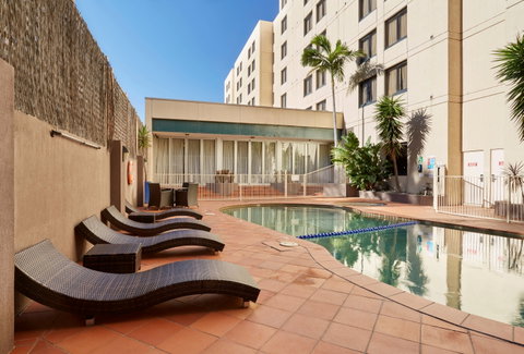 Holiday Inn Parramatta - Holiday Jervis Bay 9