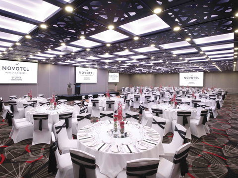 Novotel Sydney Parramatta - Holiday Jervis Bay 10