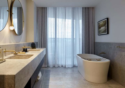 Eos by SkyCity - Holiday Jervis Bay 3