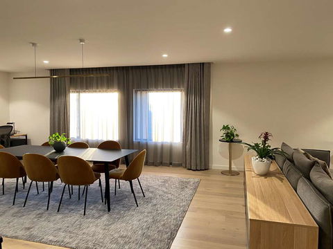 Hilton Adelaide - Holiday Jervis Bay 5