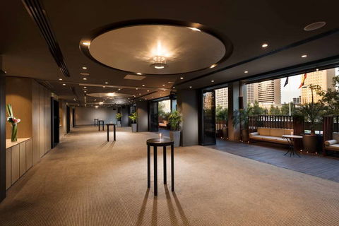 Hilton Adelaide - Holiday Jervis Bay 10