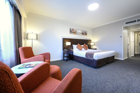 Hotel Grand Chancellor Adelaide - Holiday Jervis Bay 1