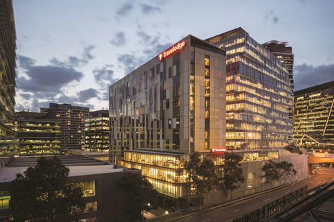 Travelodge Melbourne Docklands - Holiday Jervis Bay 0