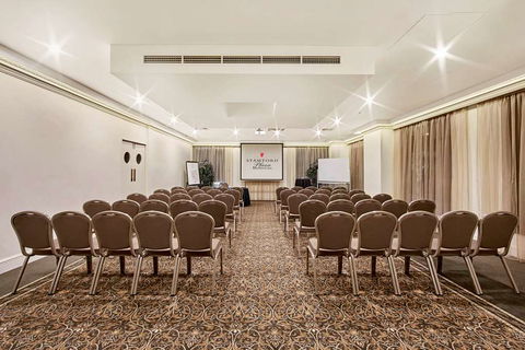 Stamford Plaza Melbourne - Holiday Jervis Bay 11