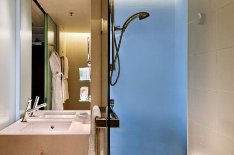 Hilton Sydney - Holiday Jervis Bay 7