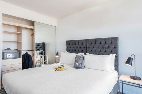 Meriton Suites Campbell Street - Holiday Jervis Bay 6