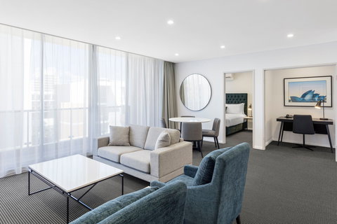 Meriton Suites Waterloo - Holiday Jervis Bay 4