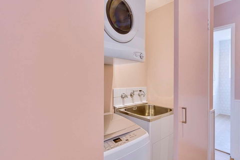 Adina Apartment Hotel Chippendale - Holiday Jervis Bay 8