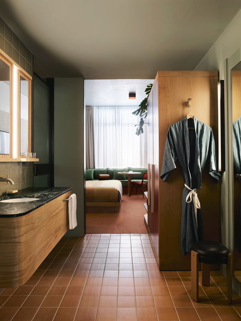 ACE Hotel Sydney - Holiday Jervis Bay 10