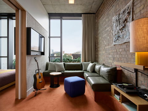 ACE Hotel Sydney - Holiday Jervis Bay 15