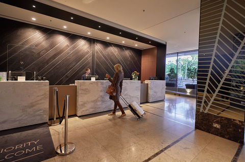 Pullman Melbourne On The Park - Holiday Jervis Bay 2