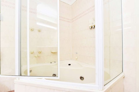 Diplomat Motel Alice Springs - Holiday Jervis Bay 17