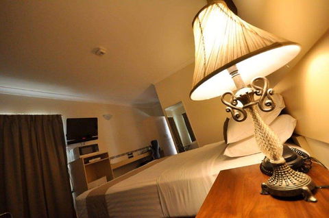 Emerald Maraboon Motor Inn - Holiday Jervis Bay 4