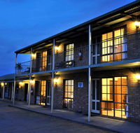 Statesman Motor Inn - Holiday Jervis Bay
