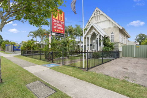 Caboolture Central Motor Inn, SureStay Collection - Holiday Jervis Bay 0
