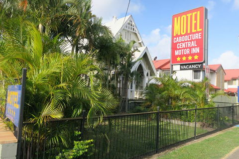 Caboolture Central Motor Inn, SureStay Collection - Holiday Jervis Bay 1