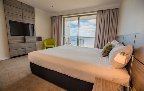 Aurora Ozone Hotel - Holiday Jervis Bay 2