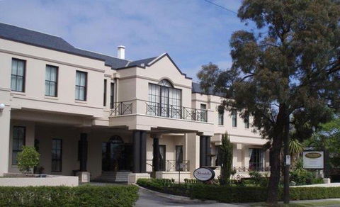 Beau Monde International - Holiday Jervis Bay 1