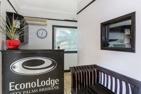 Econo Lodge City Palms Brisbane - Holiday Jervis Bay 1