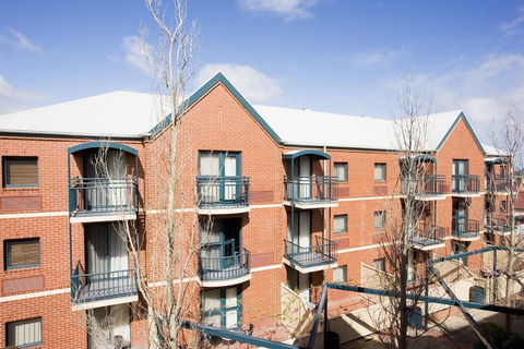 BreakFree Adelaide On Hindley - Holiday Jervis Bay 0