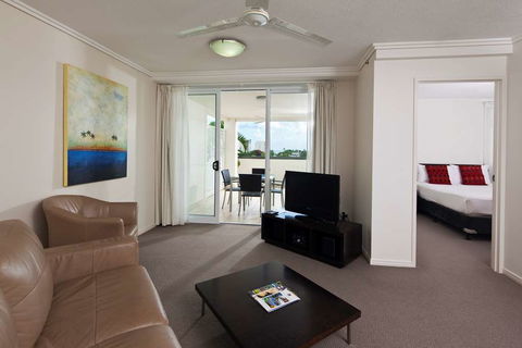 Cairns Central Plaza Apartment - Holiday Jervis Bay 1