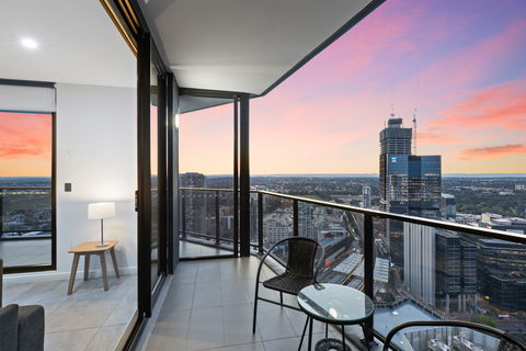 Astra Apartments Parramatta - Skyrise - Holiday Jervis Bay 2