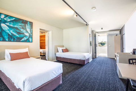 Nightcap At Gateway Hotel - Holiday Jervis Bay 2