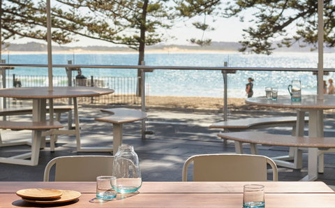Crowne Plaza Terrigal - Holiday Jervis Bay 10