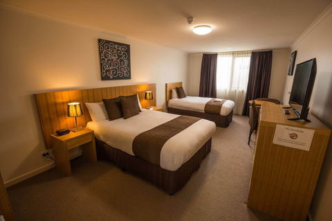 Bairnsdale International - Holiday Jervis Bay 6