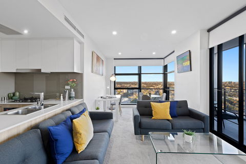 Astra Apartments Parramatta - Skyrise - Holiday Jervis Bay 13