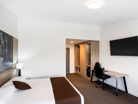 Mantra Bathurst - Holiday Jervis Bay 15